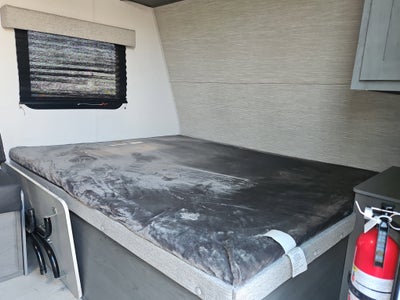 2023 FOREST RIVER OZARK Base