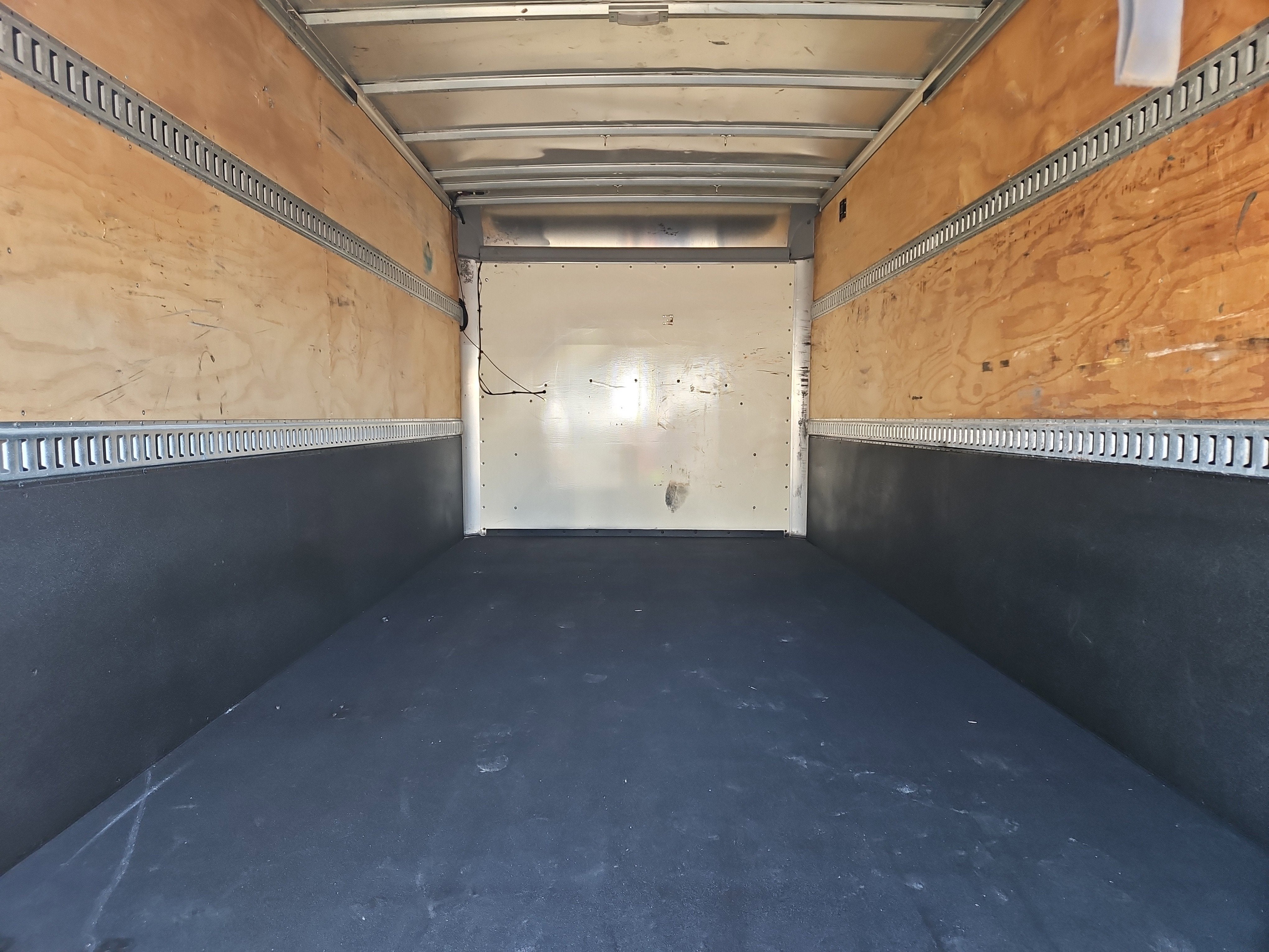 2020 GMC Savana Cutaway 3500 Base