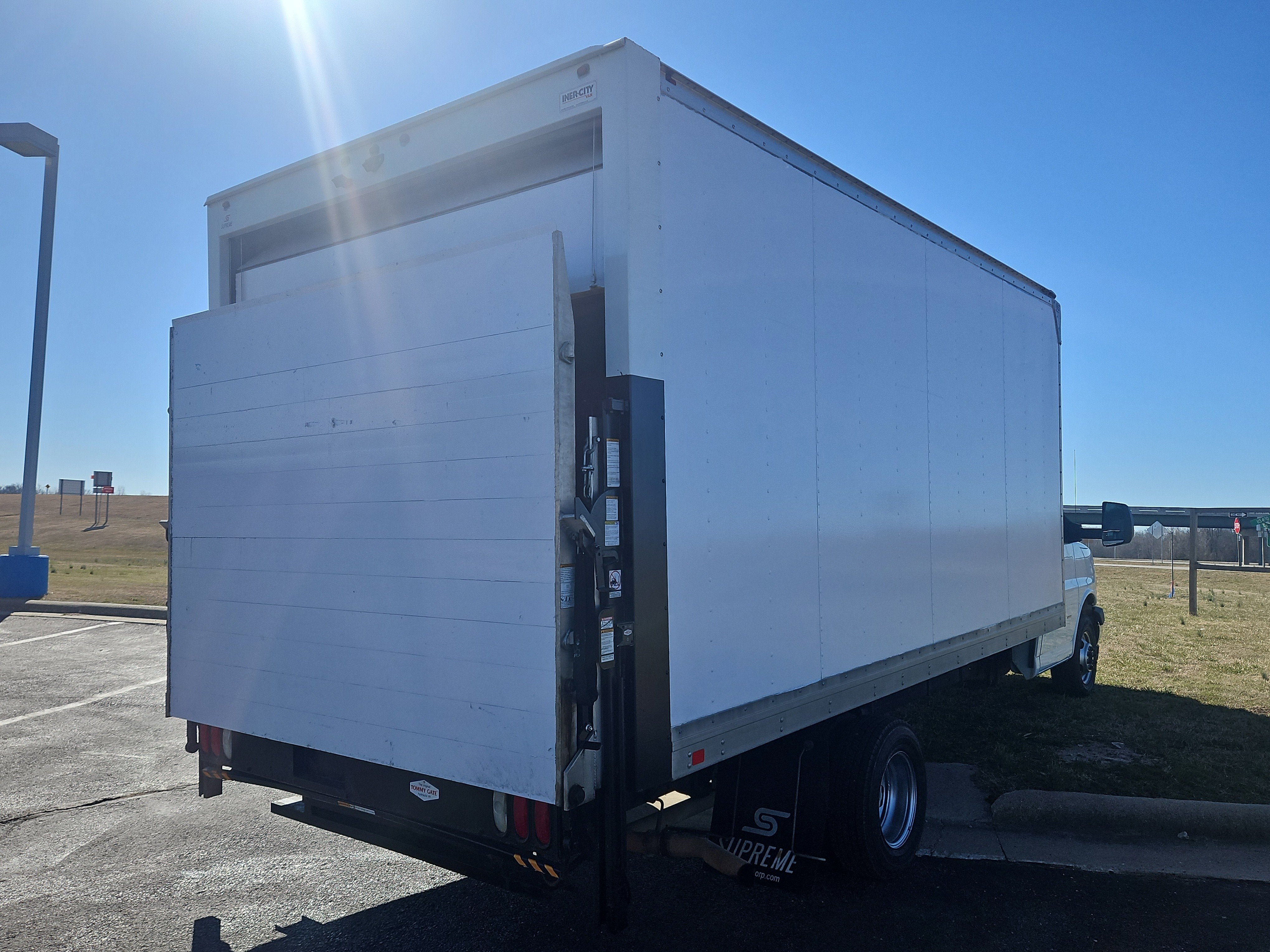 2020 GMC Savana Cutaway 3500 Base