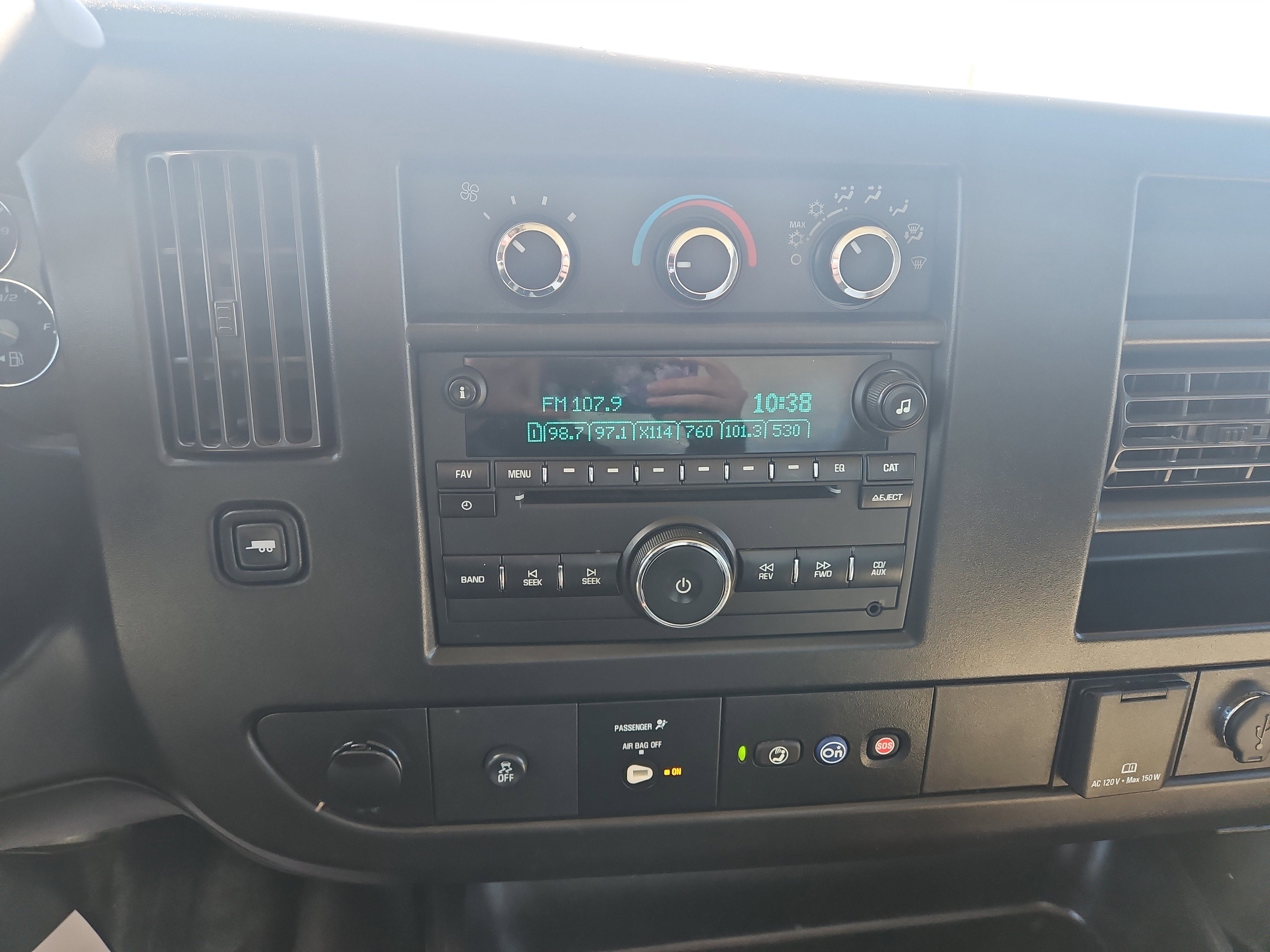 2020 GMC Savana Cutaway 3500 Base