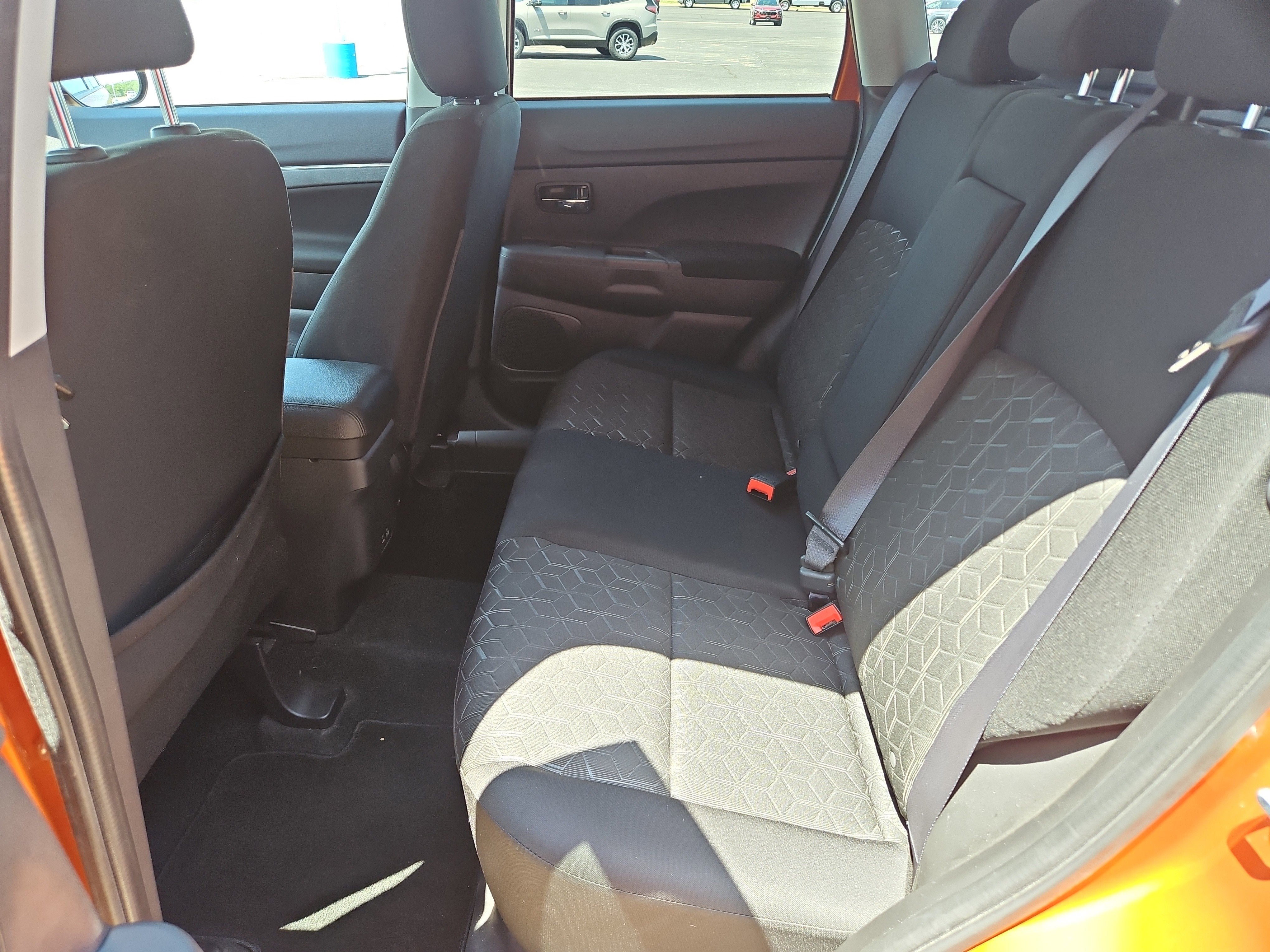 2023 Mitsubishi Outlander Sport ES