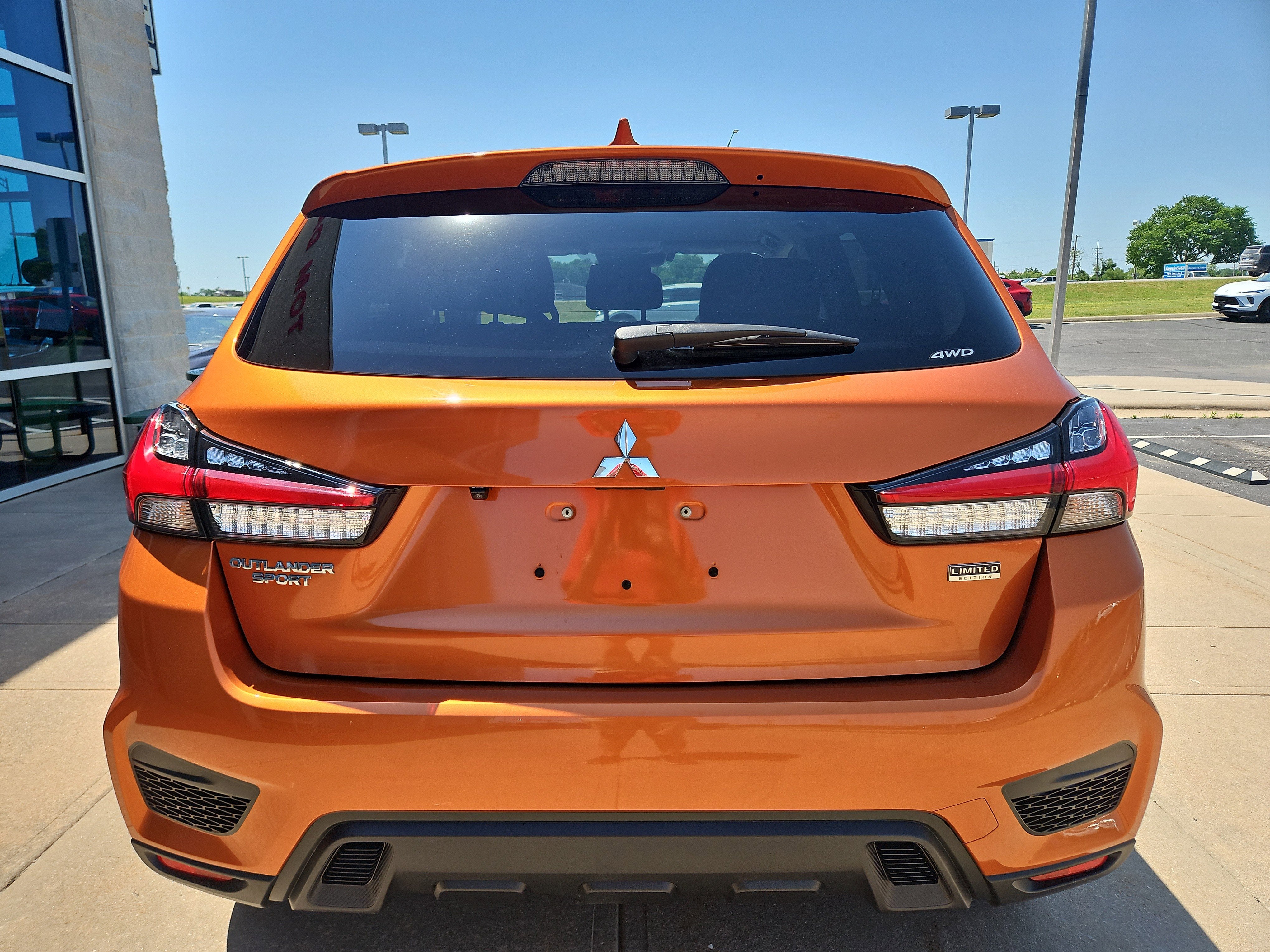 2023 Mitsubishi Outlander Sport ES