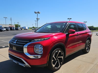 2024 Mitsubishi Outlander SE