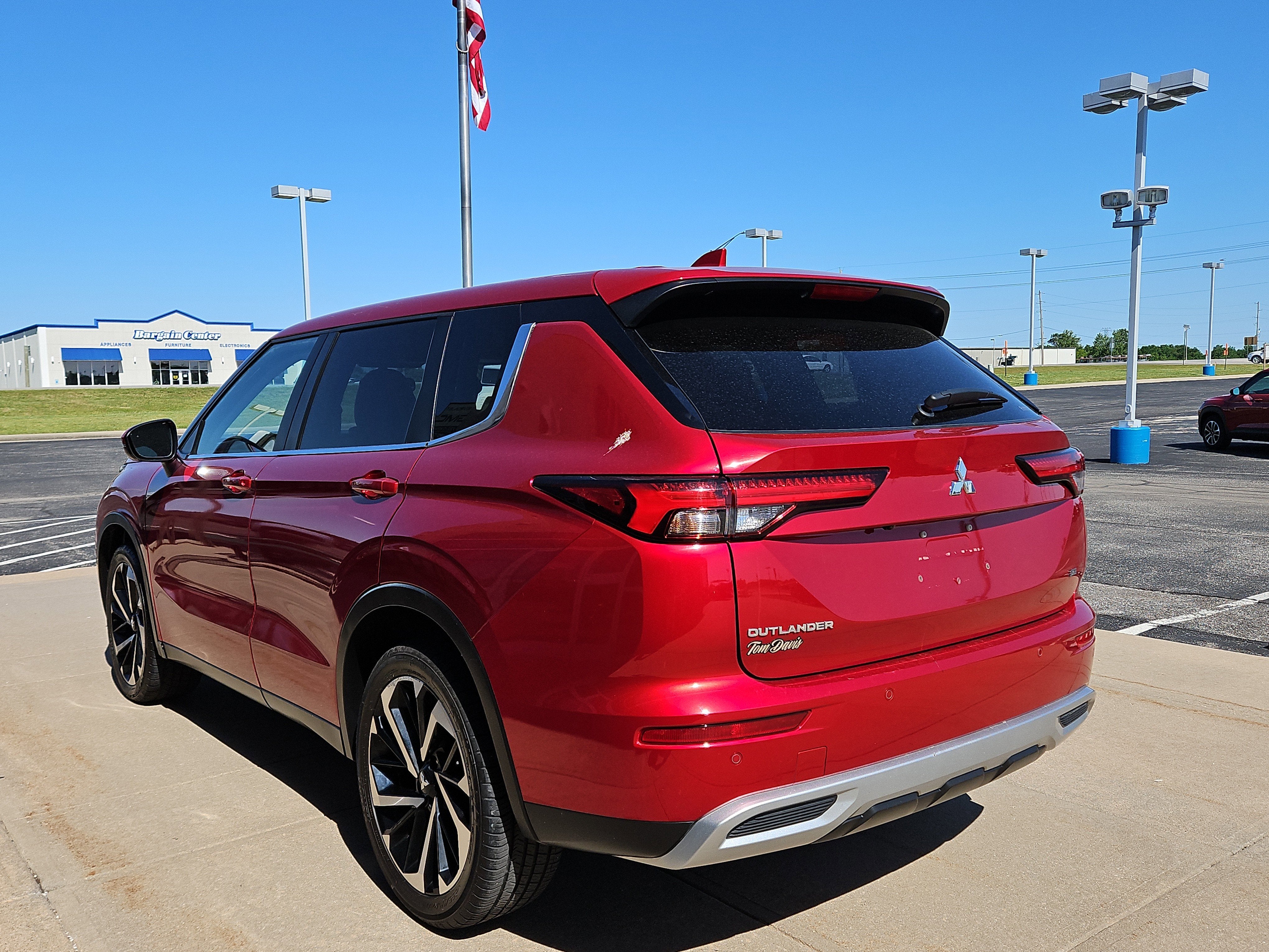 2024 Mitsubishi Outlander SE