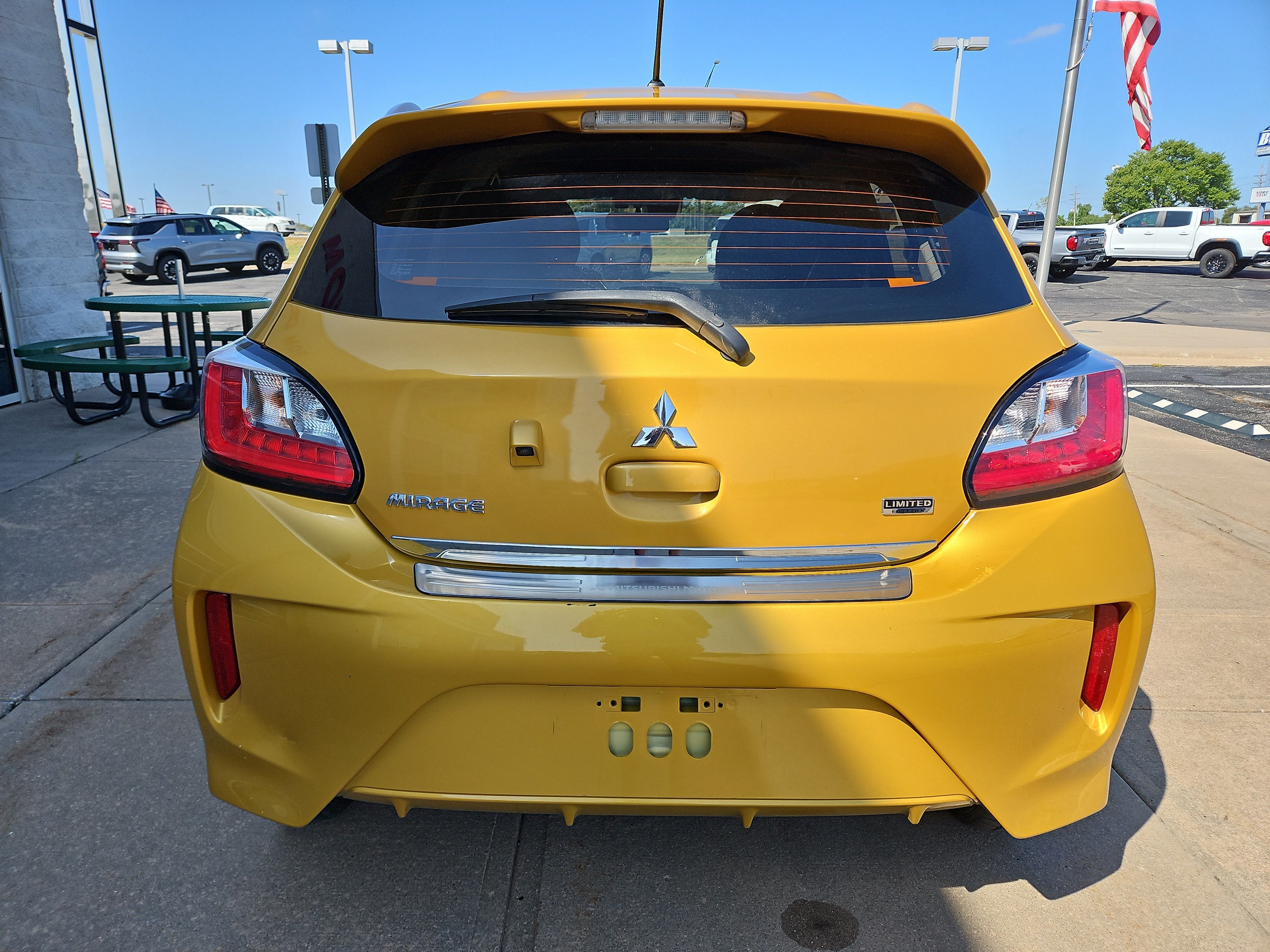 2024 Mitsubishi Mirage ES