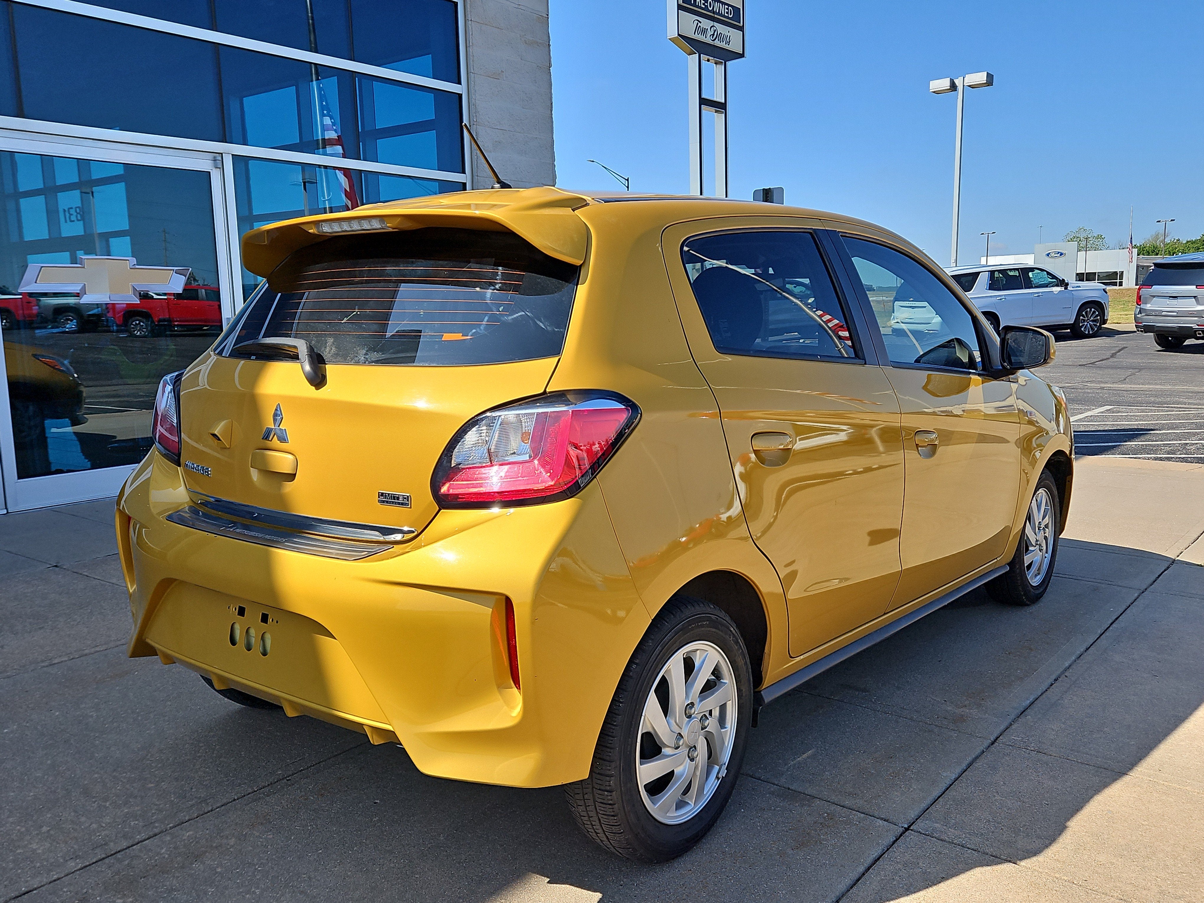 2024 Mitsubishi Mirage ES