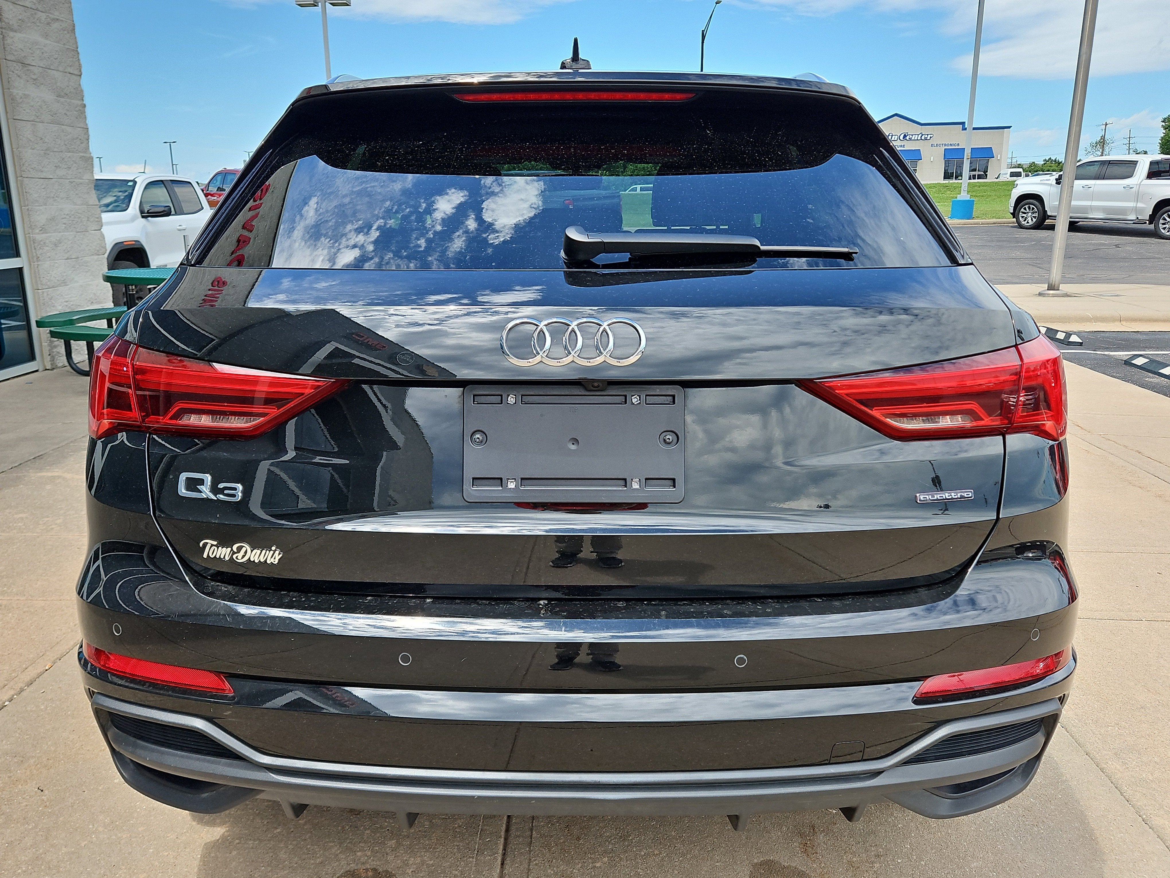 2025 Audi Q3 S line Premium