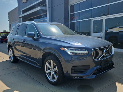 2021 Volvo XC90 Momentum