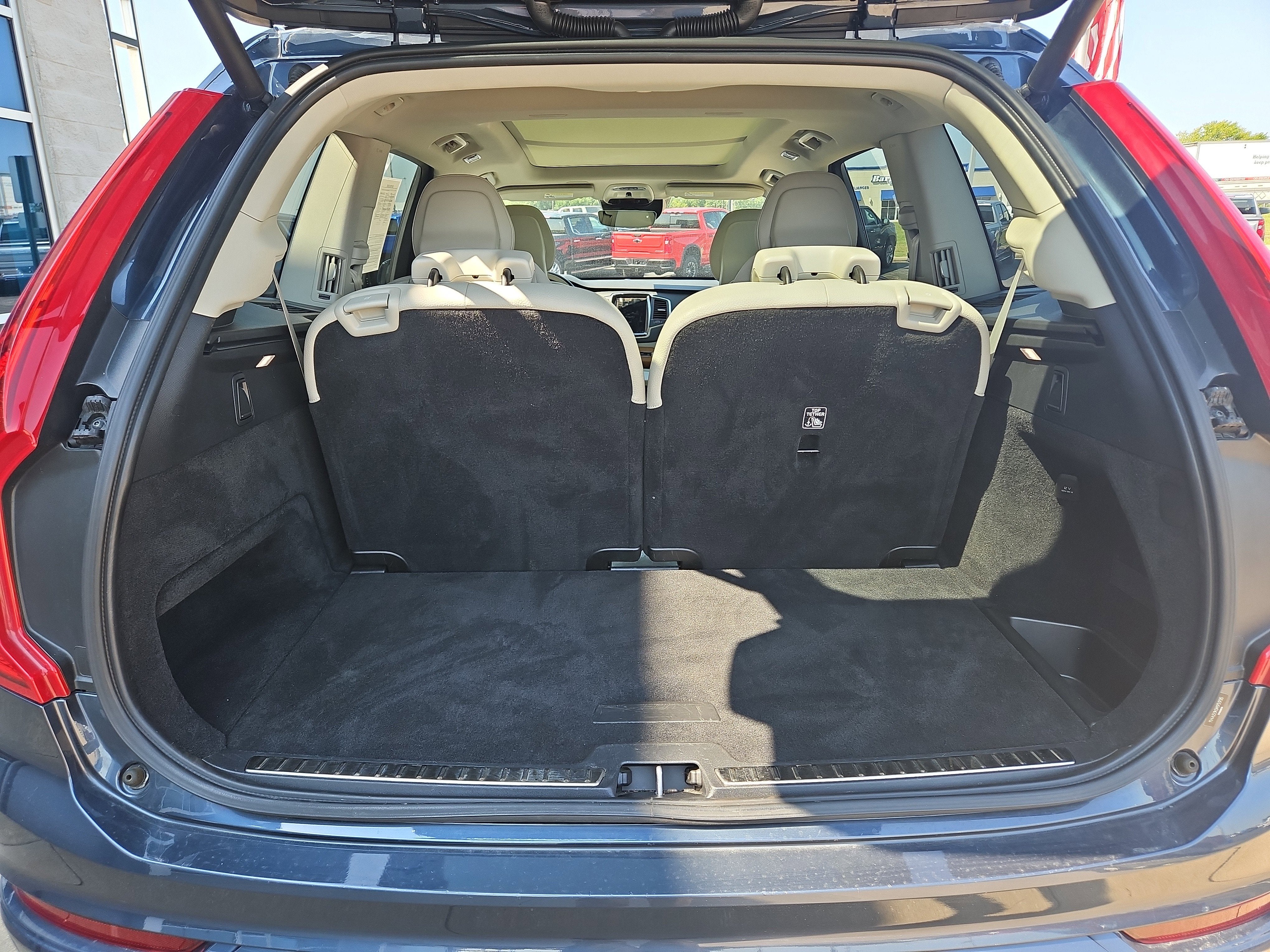 2021 Volvo XC90 Momentum